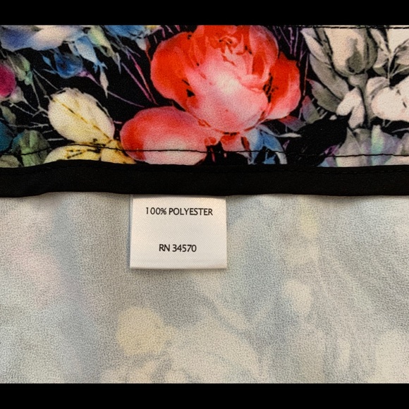 Nicole Miller Tapered Pants - Picture 5 of 5